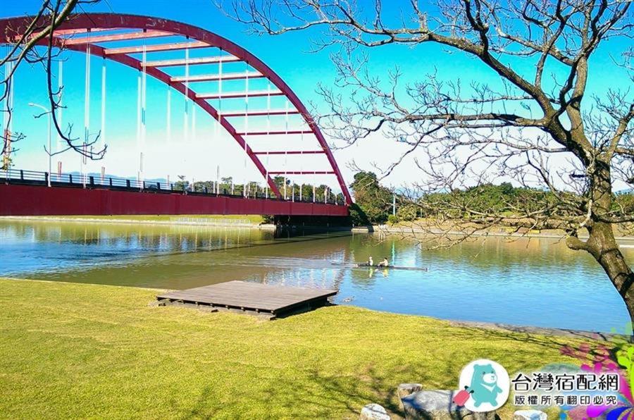 尚閤屋包棟民宿 Wujie Ngoại thất bức ảnh